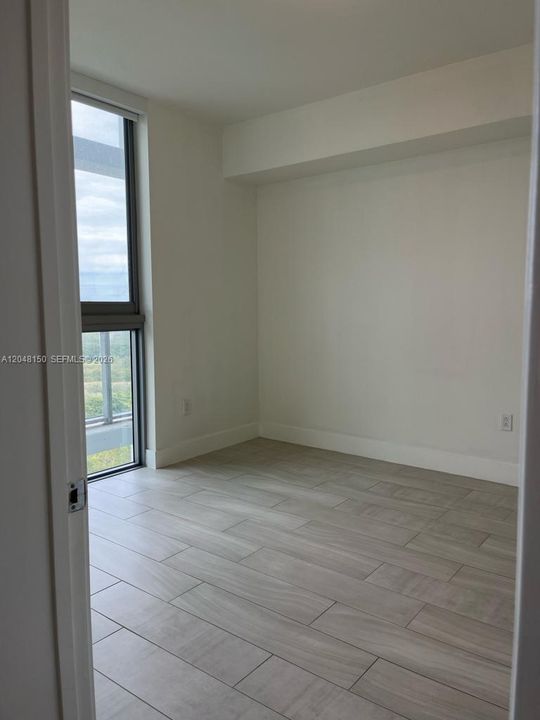 В аренду: $3,350 (2 спален, 2 ванн, 1026 Квадратных фут)