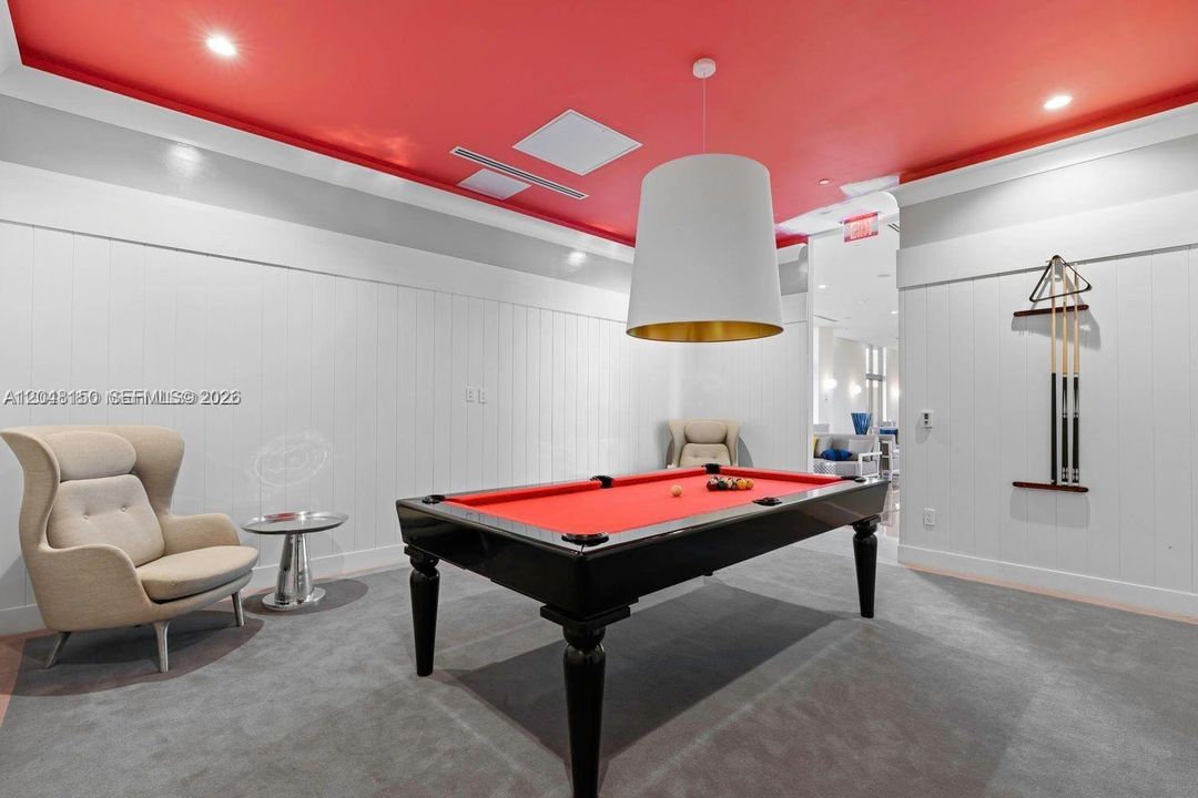 В аренду: $3,350 (2 спален, 2 ванн, 1026 Квадратных фут)