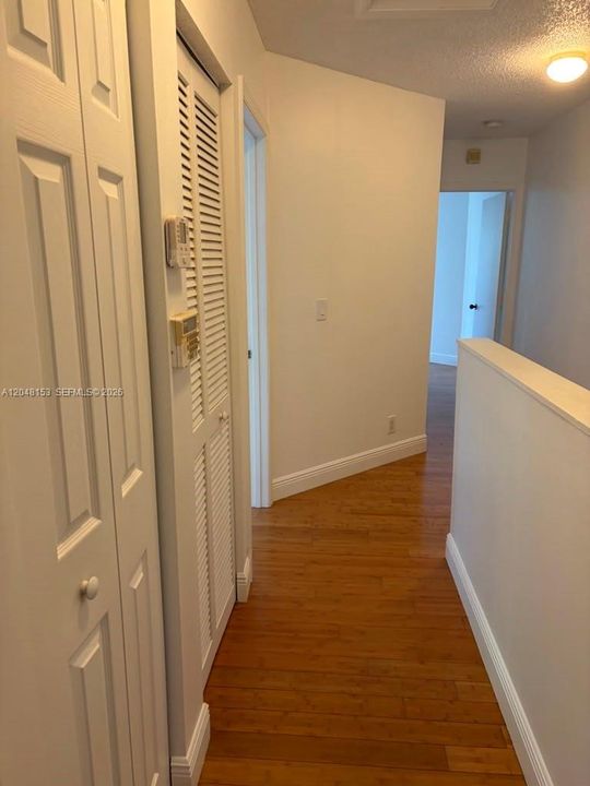 В аренду: $3,500 (3 спален, 2 ванн, 1443 Квадратных фут)