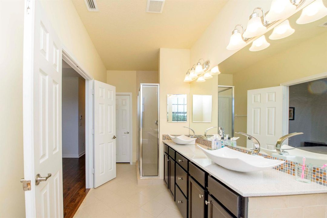 08- Master room (5)
