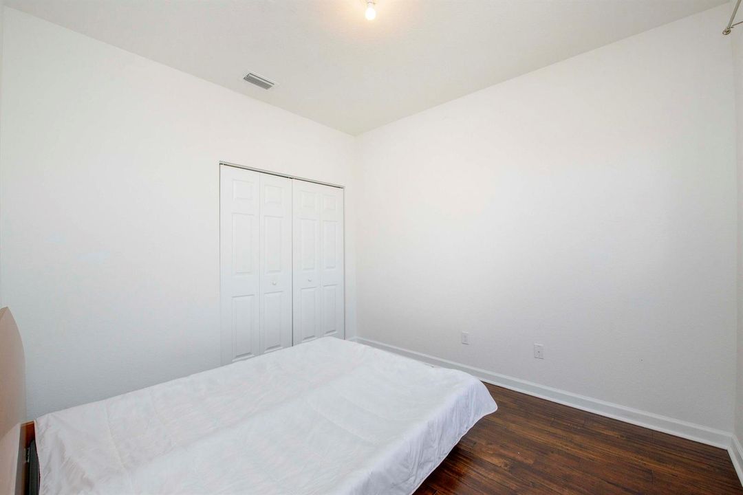 12- 2nd Bathroom (3)