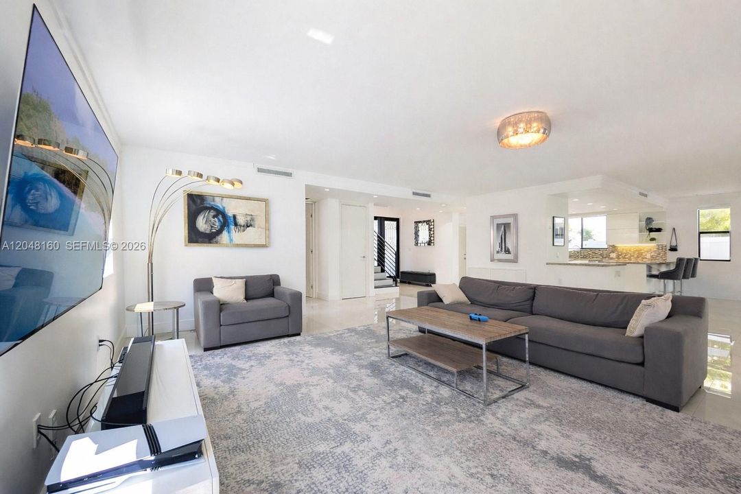 For Sale: $2,995,000 (4 beds, 4 baths, 3462 Square Feet)