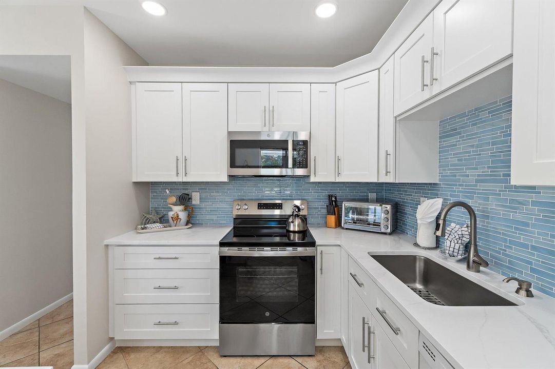 020-353SouthUSHighway1-B8-FortPierce-FL-