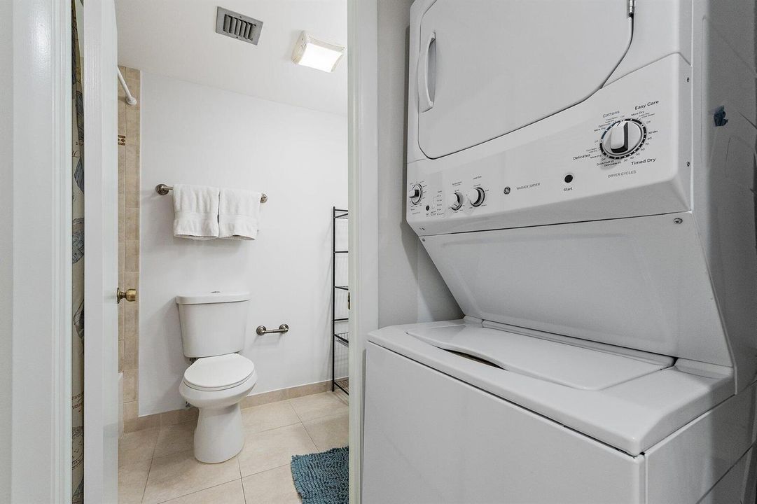 025-353SouthUSHighway1-B8-FortPierce-FL-