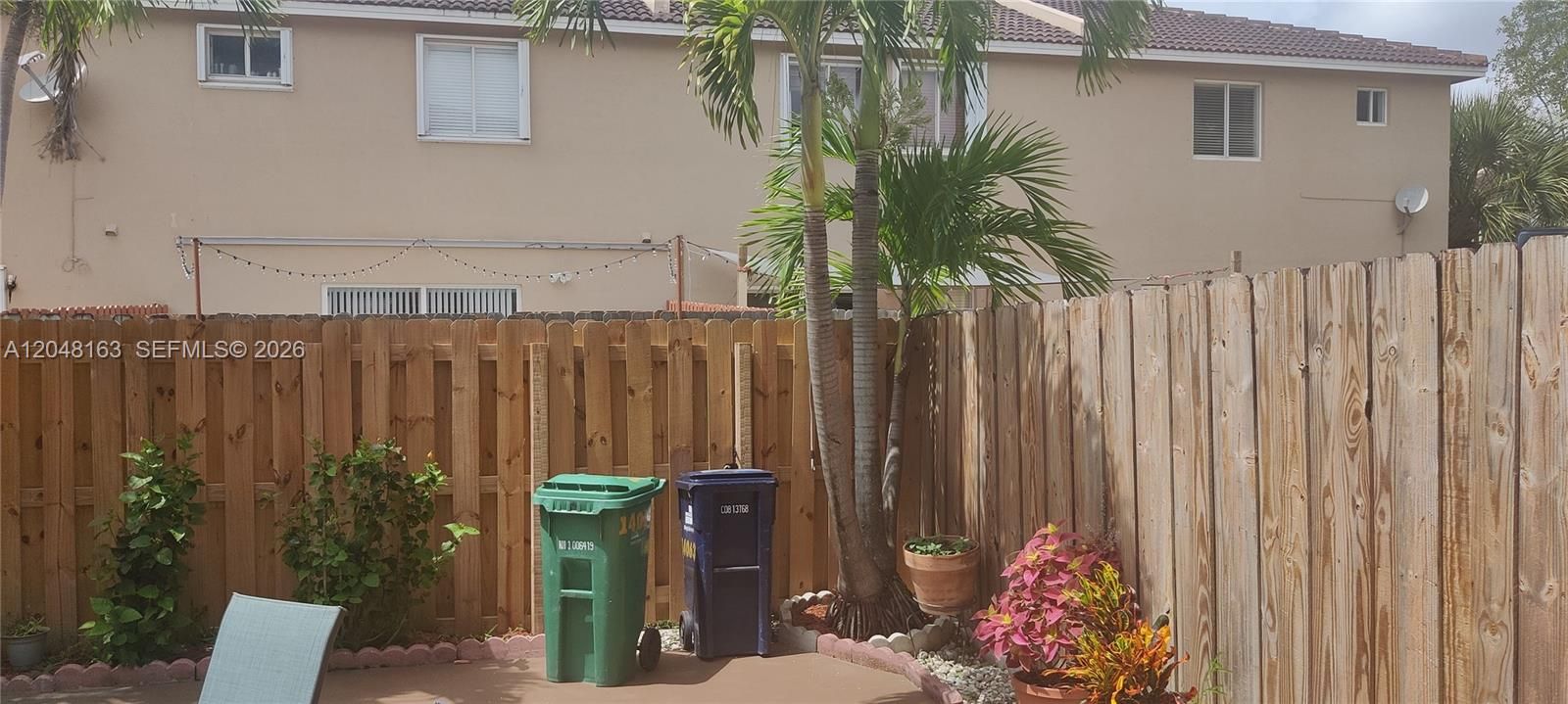 For Rent: $2,800 (3 beds, 2 baths, 1319 Square Feet)