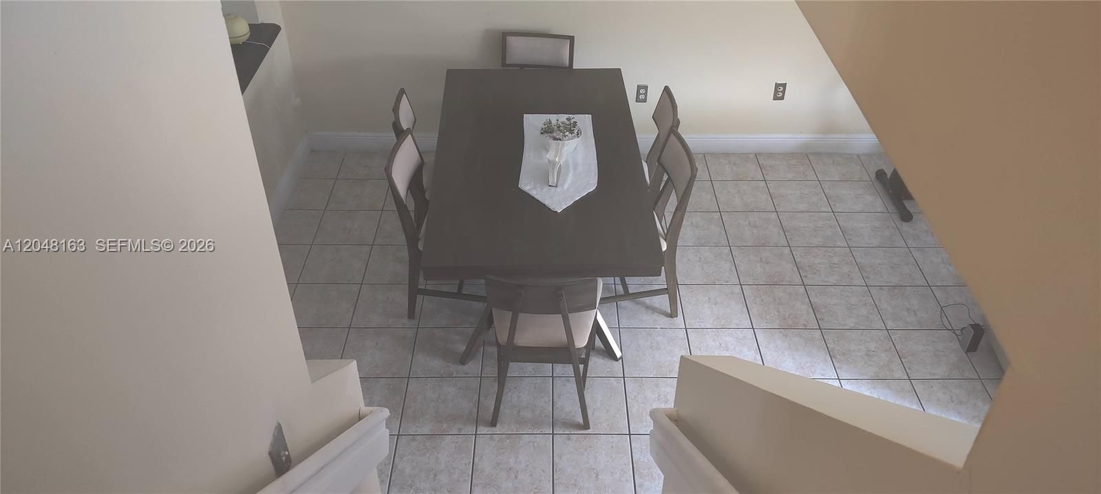 For Rent: $2,800 (3 beds, 2 baths, 1319 Square Feet)