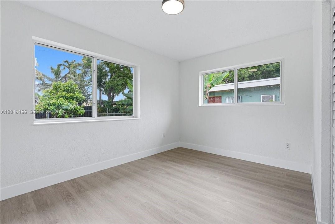 En Venta: $589,900 (3 camas, 2 baños, 1429 Pies cuadrados)