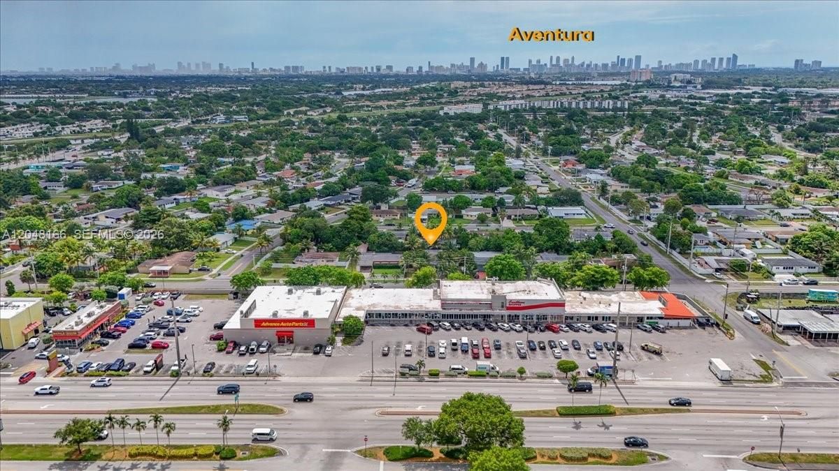 En Venta: $589,900 (3 camas, 2 baños, 1429 Pies cuadrados)