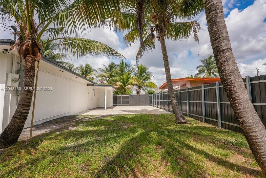 En Venta: $589,900 (3 camas, 2 baños, 1429 Pies cuadrados)