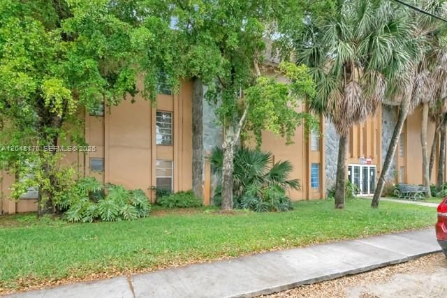 For Rent: $1,650 (1 beds, 1 baths, 583 Square Feet)