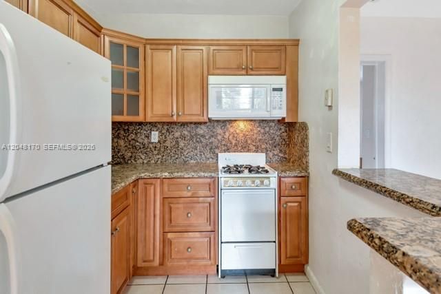 For Rent: $1,650 (1 beds, 1 baths, 583 Square Feet)