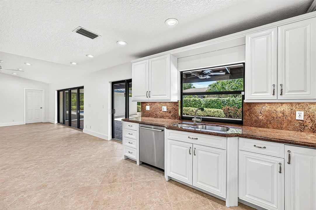 015-21155ShadyVistaLane-BocaRaton-FL-334