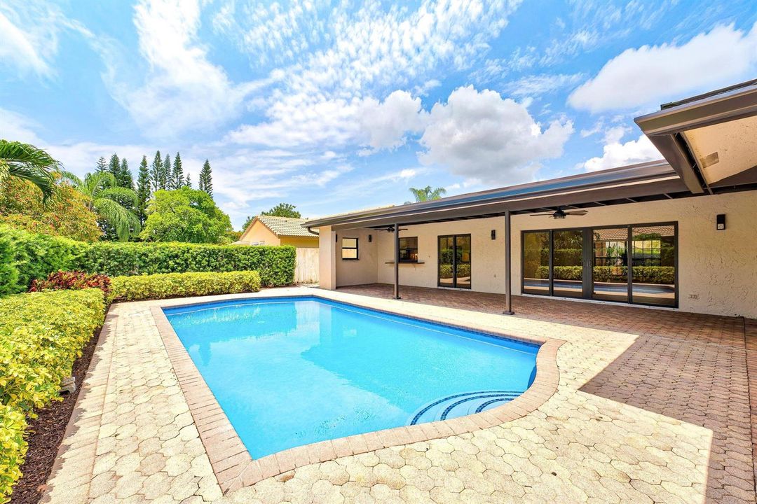 031-21155ShadyVistaLane-BocaRaton-FL-334