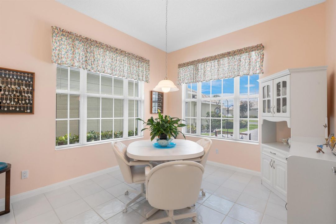 Formal Dining