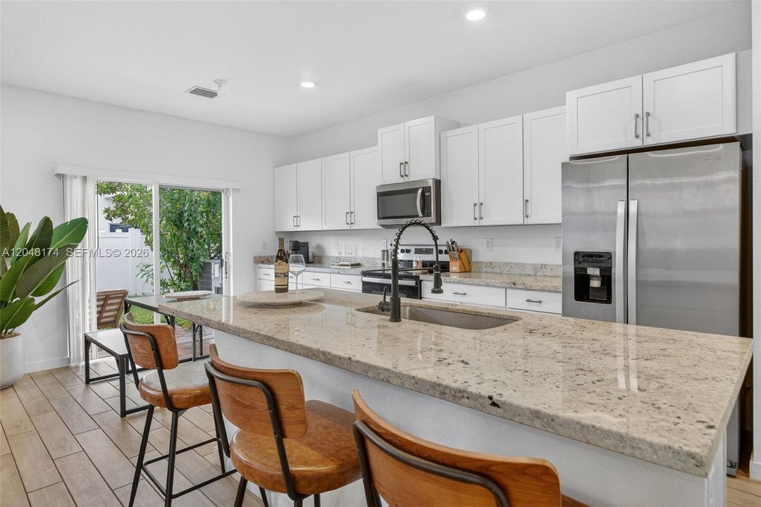 For Sale: $429,900 (4 beds, 3 baths, 1757 Square Feet)