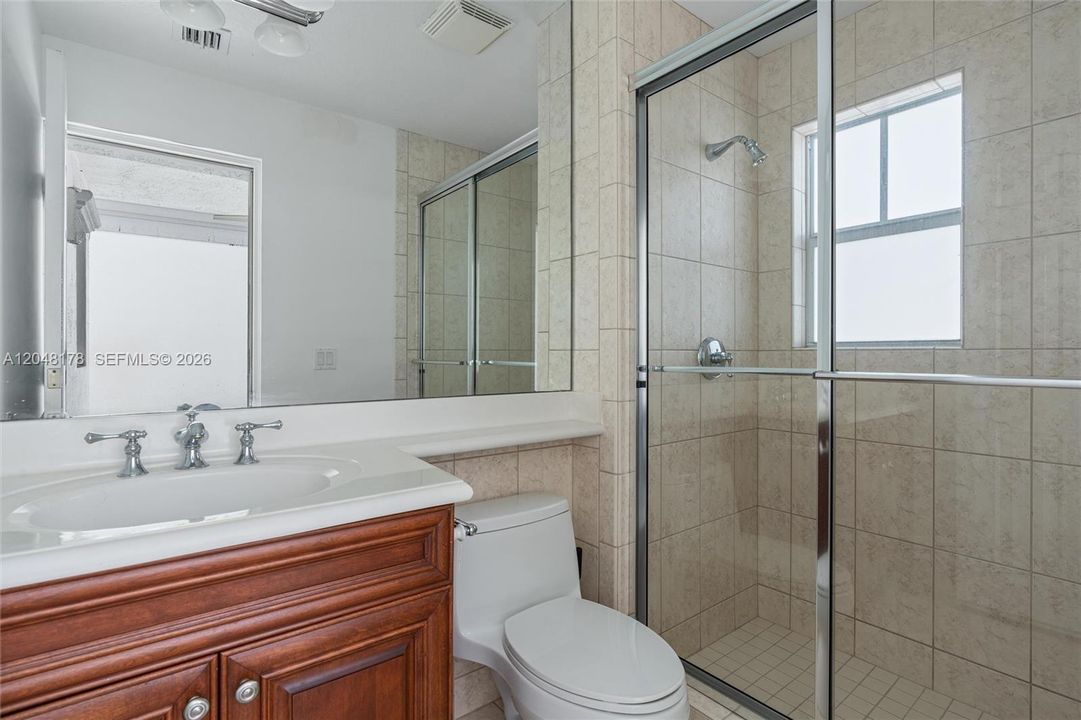 For Rent: $4,900 (3 beds, 3 baths, 2390 Square Feet)