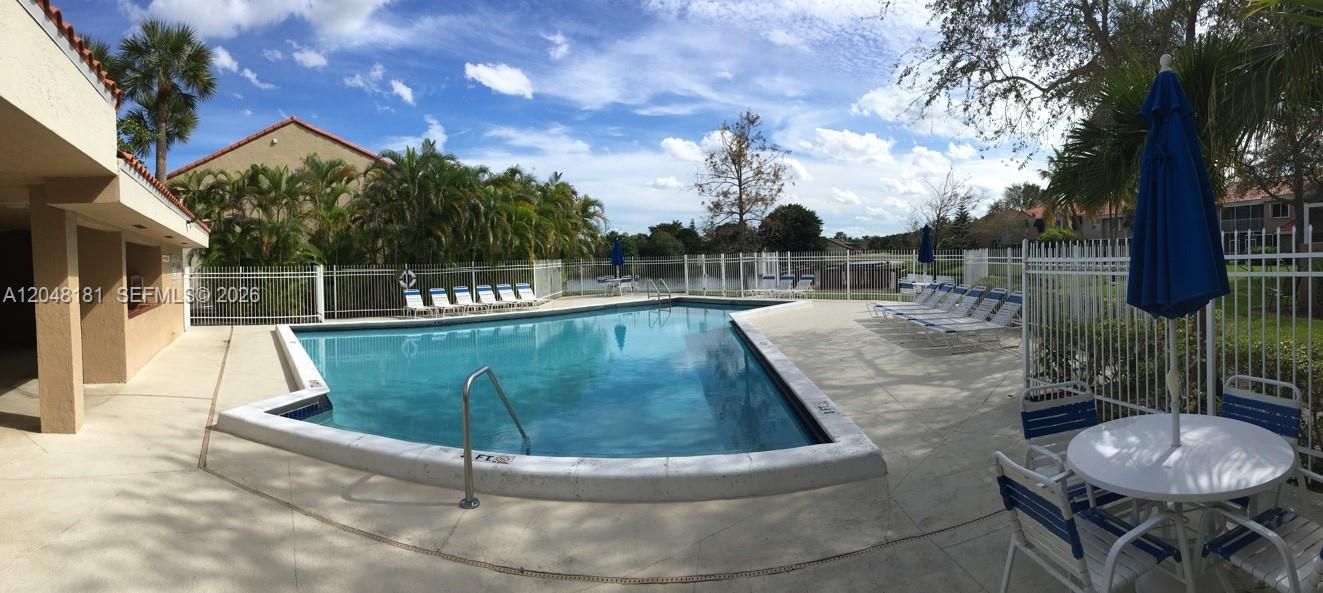 For Rent: $2,750 (3 beds, 2 baths, 1340 Square Feet)