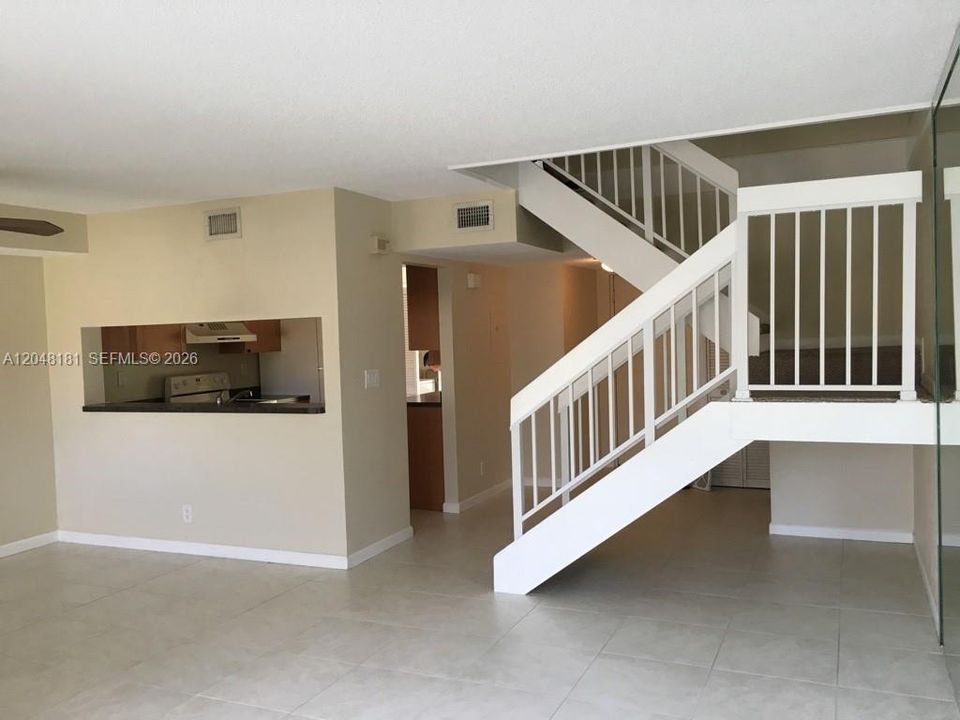 For Rent: $2,750 (3 beds, 2 baths, 1340 Square Feet)