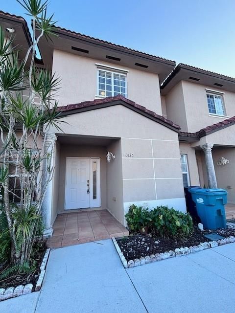 For Sale: $440,000 (3 beds, 2 baths, 1380 Square Feet)