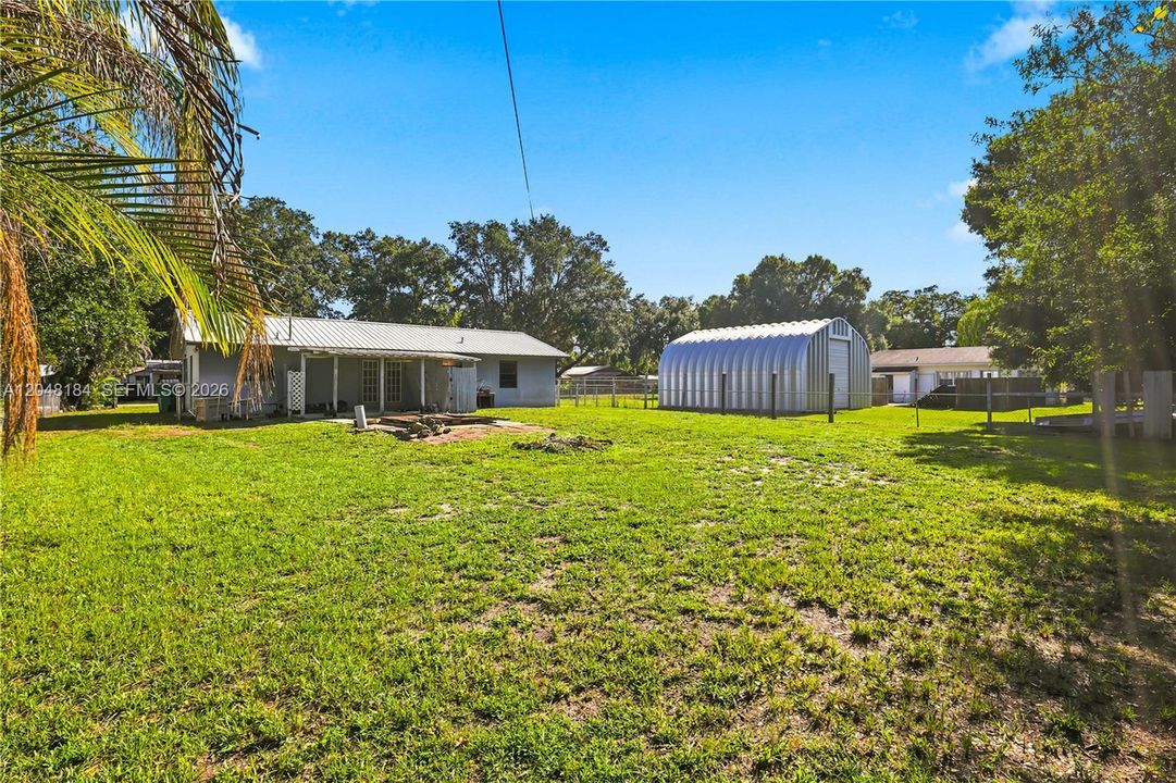 For Sale: $205,000 (3 beds, 1 baths, 1152 Square Feet)