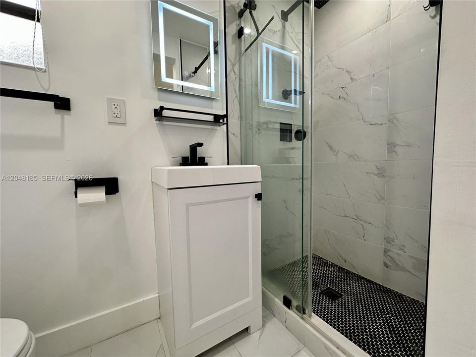 For Rent: $1,400 (0 beds, 1 baths, 0 Square Feet)