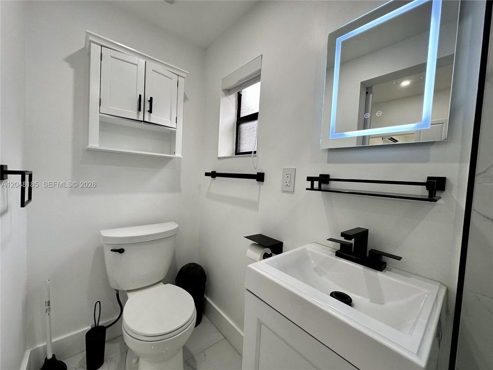 For Rent: $1,400 (0 beds, 1 baths, 0 Square Feet)