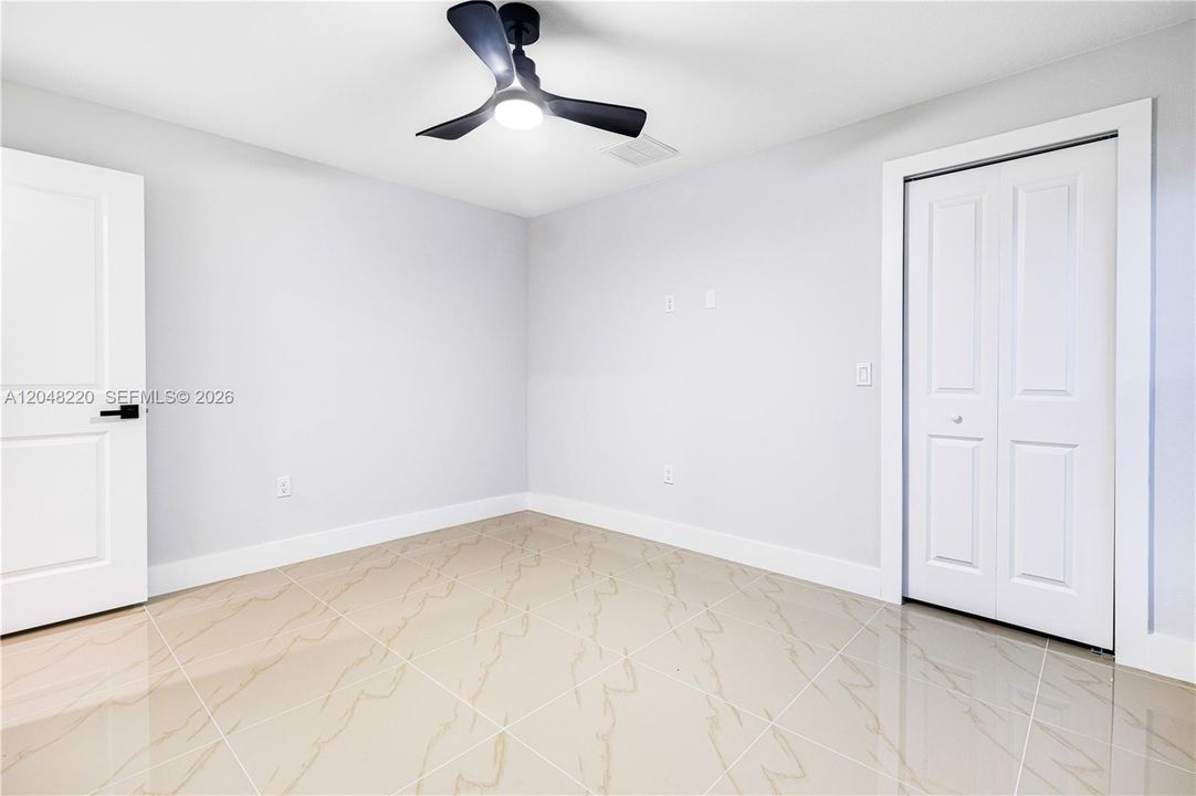 For Sale: $380,000 (4 beds, 2 baths, 1749 Square Feet)