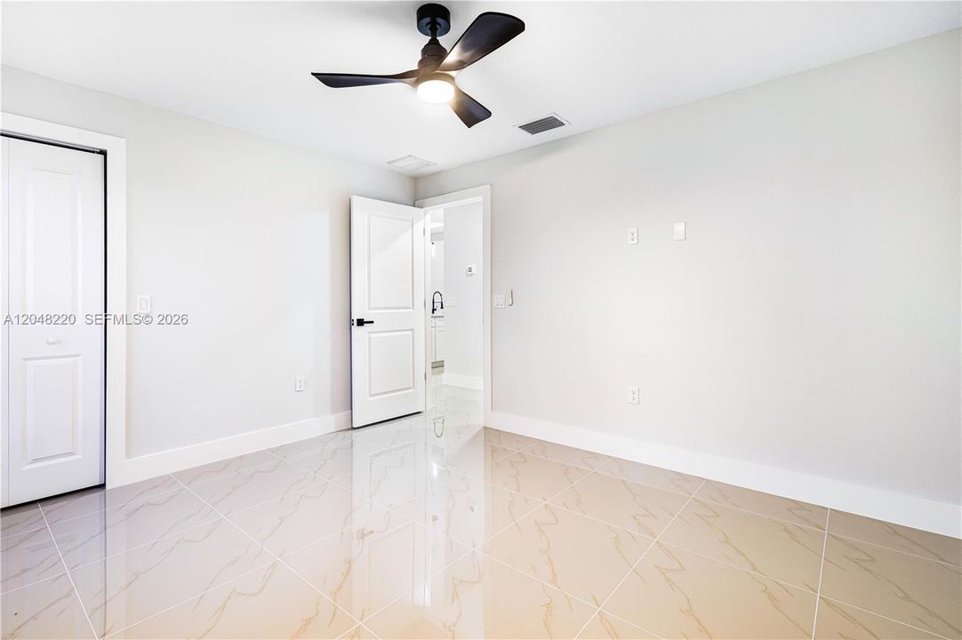 For Sale: $380,000 (4 beds, 2 baths, 1749 Square Feet)