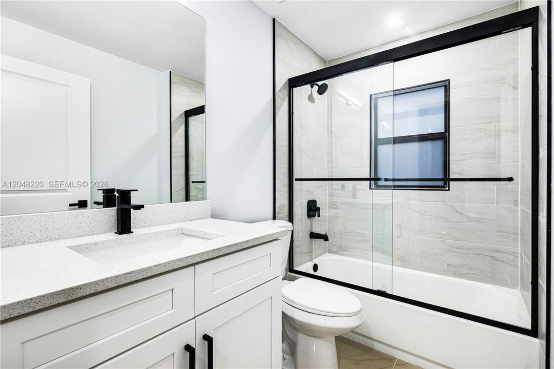 For Sale: $380,000 (4 beds, 2 baths, 1749 Square Feet)
