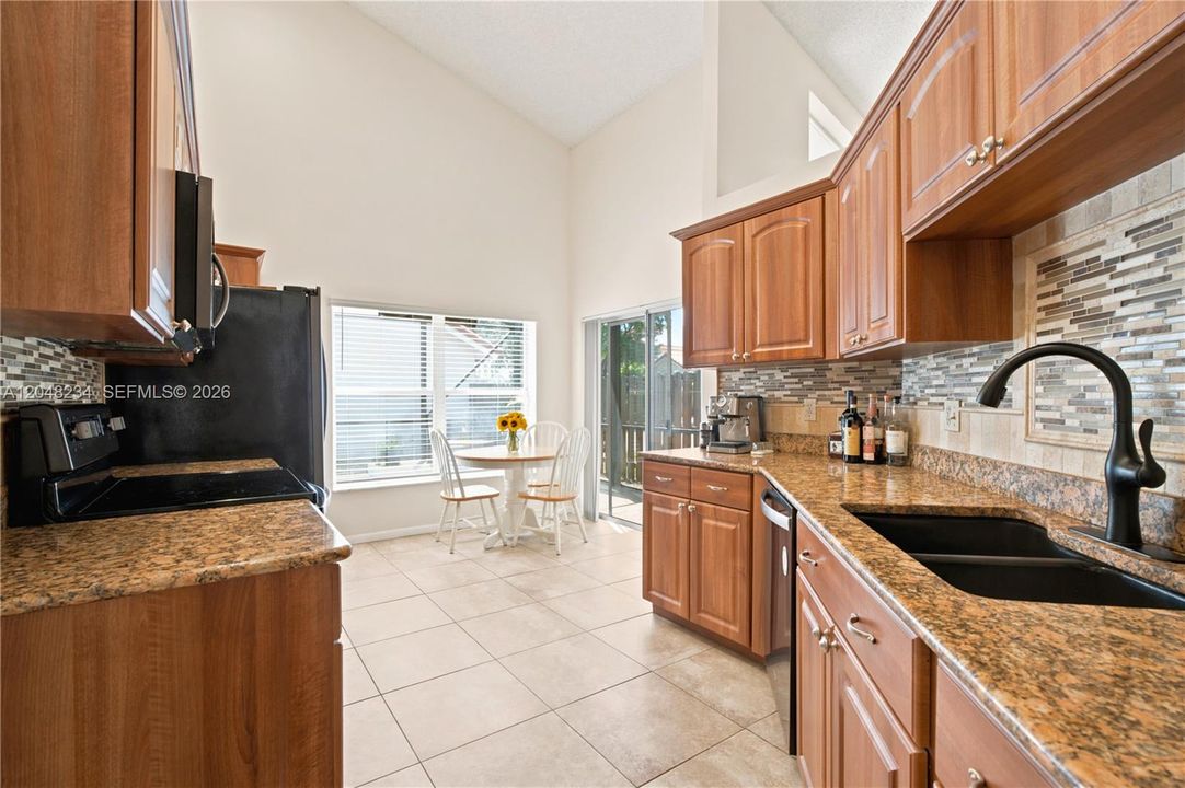 En Venta: $550,000 (3 camas, 2 baños, 1482 Pies cuadrados)