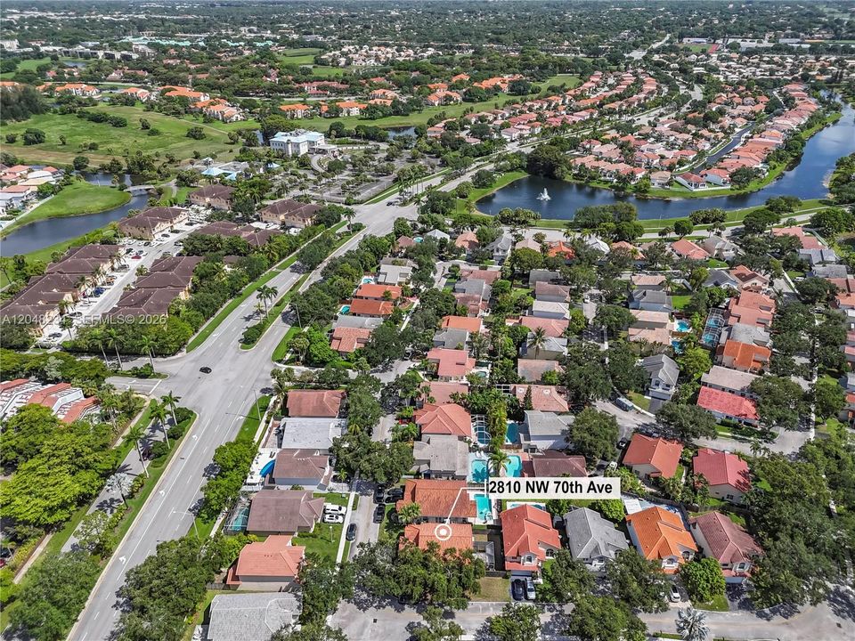 En Venta: $550,000 (3 camas, 2 baños, 1482 Pies cuadrados)