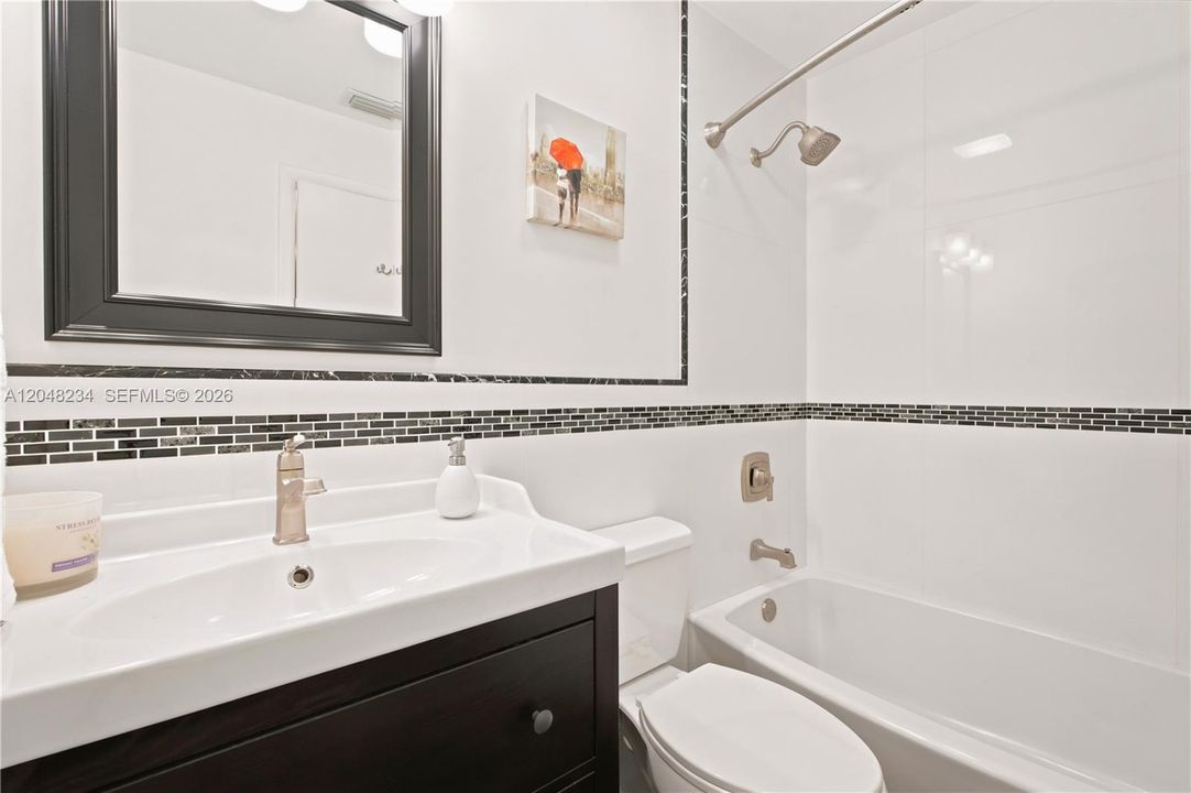 En Venta: $550,000 (3 camas, 2 baños, 1482 Pies cuadrados)