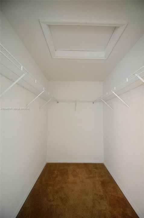 En Renta: $2,450 (2 camas, 3 baños, 1640 Pies cuadrados)