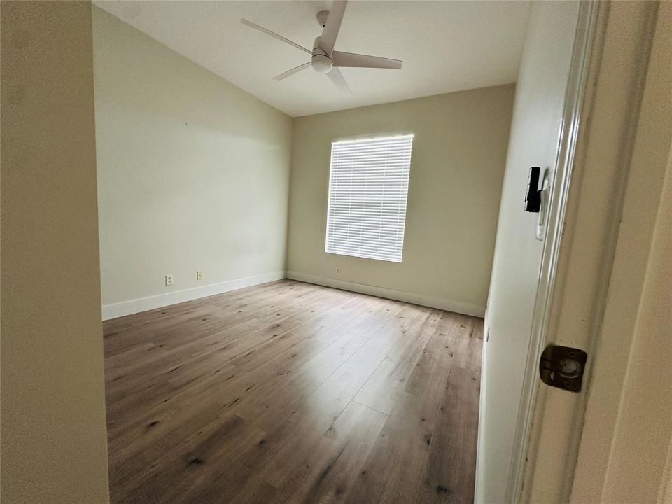 VIRTUALLY STAGED GUEST BEDROOM 3