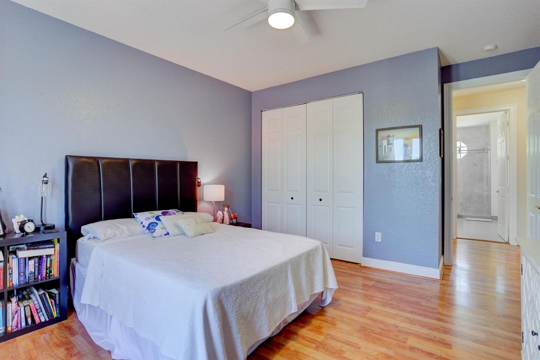 34_bedroom 3