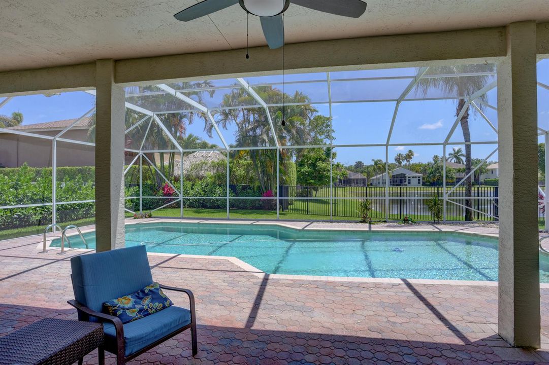 39_pool area