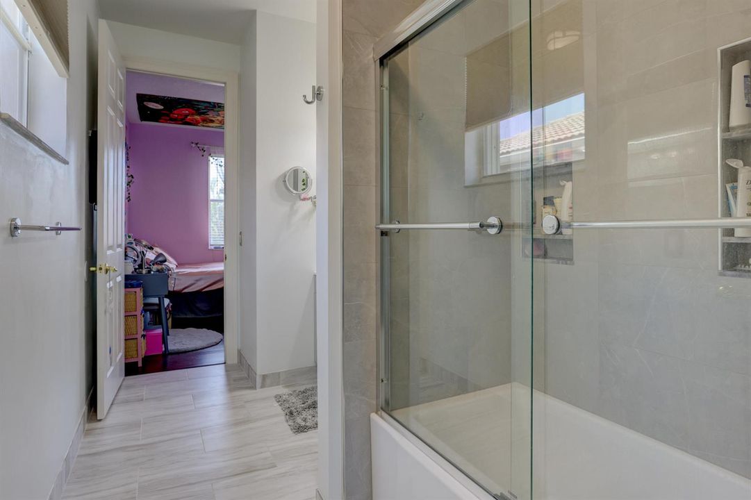29_bathroom