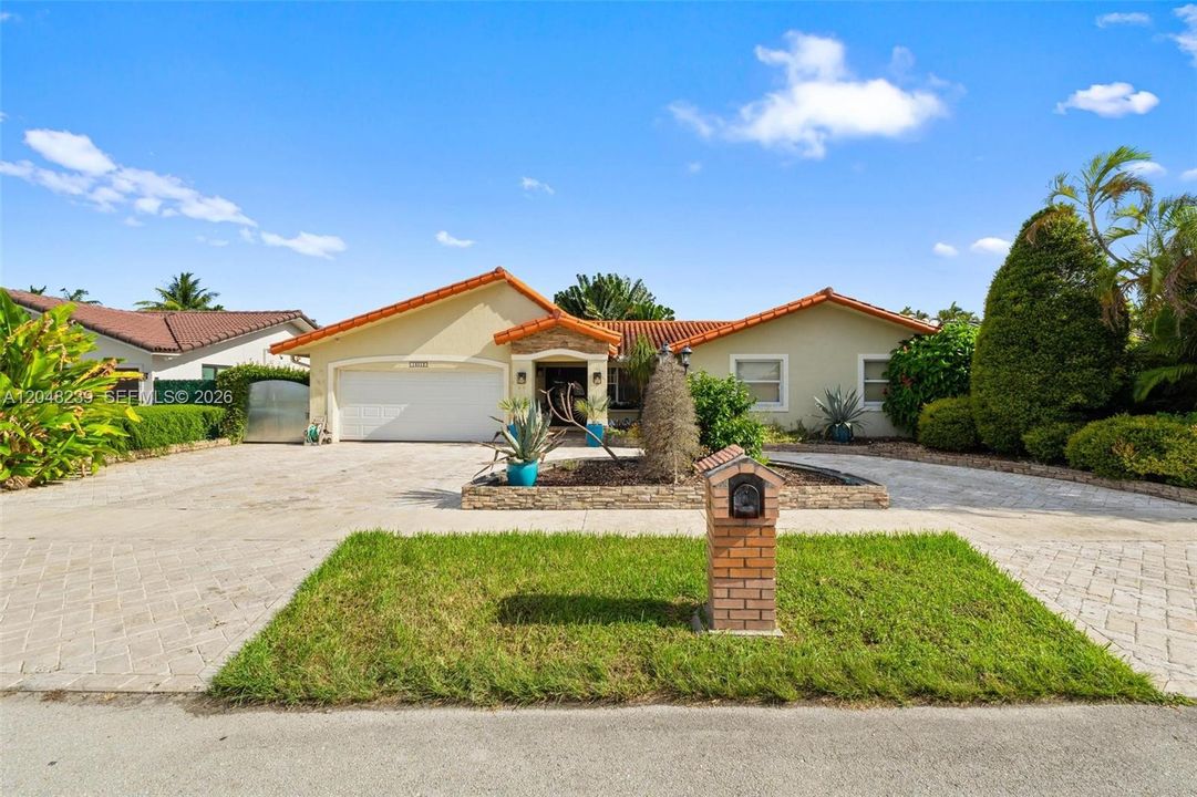 For Rent: $5,000 (4 beds, 4 baths, 2552 Square Feet)