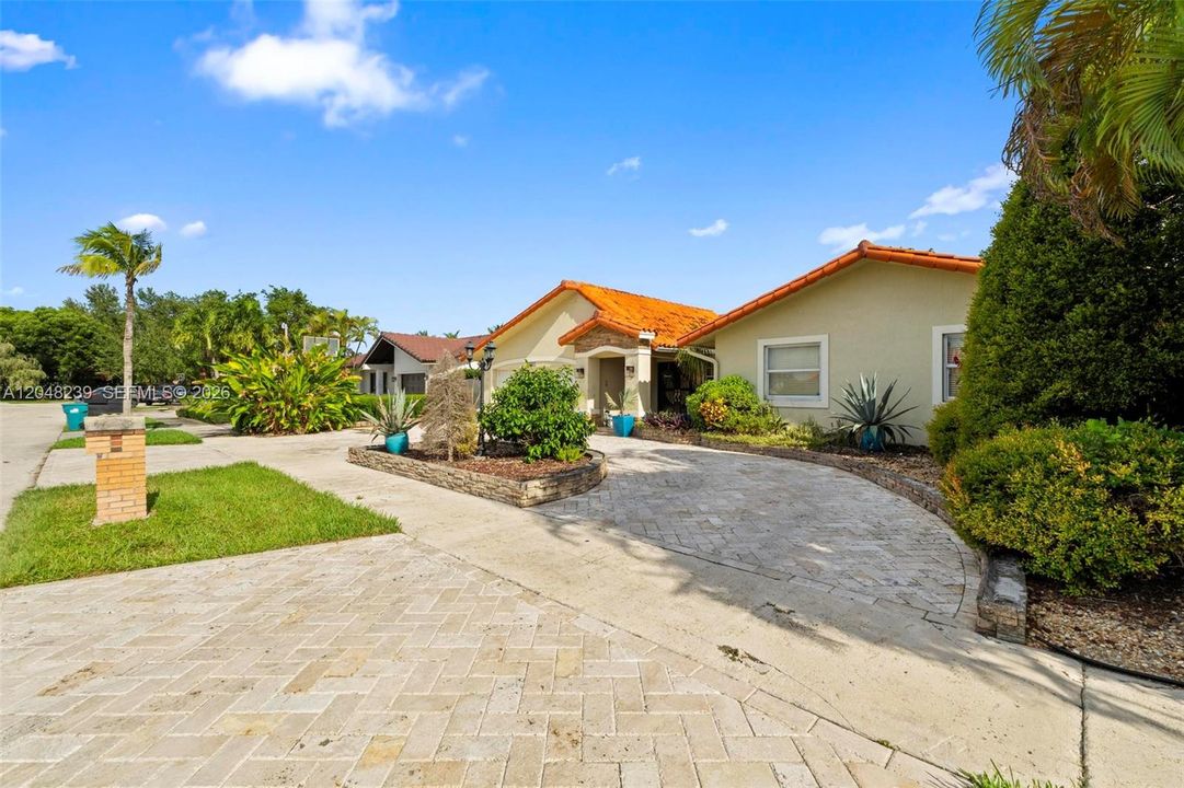 For Rent: $5,000 (4 beds, 4 baths, 2552 Square Feet)