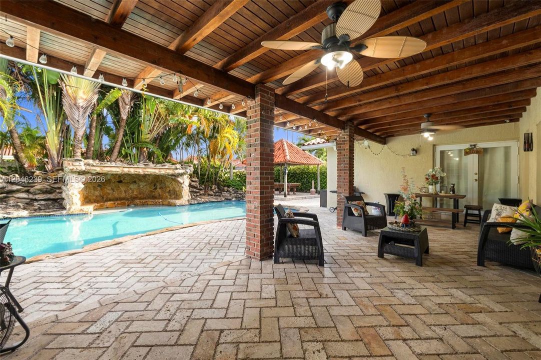 For Rent: $5,000 (4 beds, 4 baths, 2552 Square Feet)