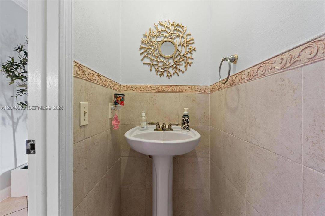 For Rent: $5,000 (4 beds, 4 baths, 2552 Square Feet)