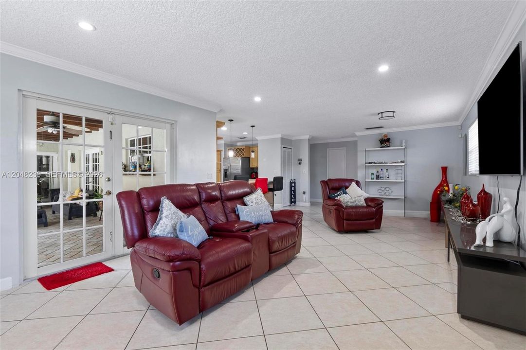 For Rent: $5,000 (4 beds, 4 baths, 2552 Square Feet)