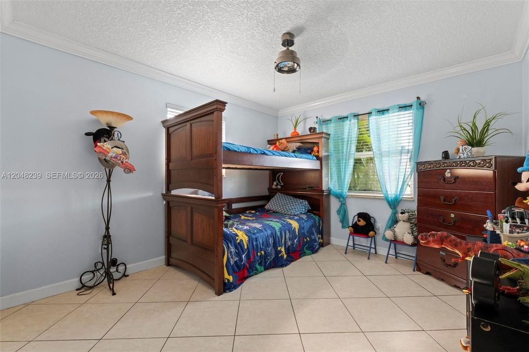 For Rent: $5,000 (4 beds, 4 baths, 2552 Square Feet)