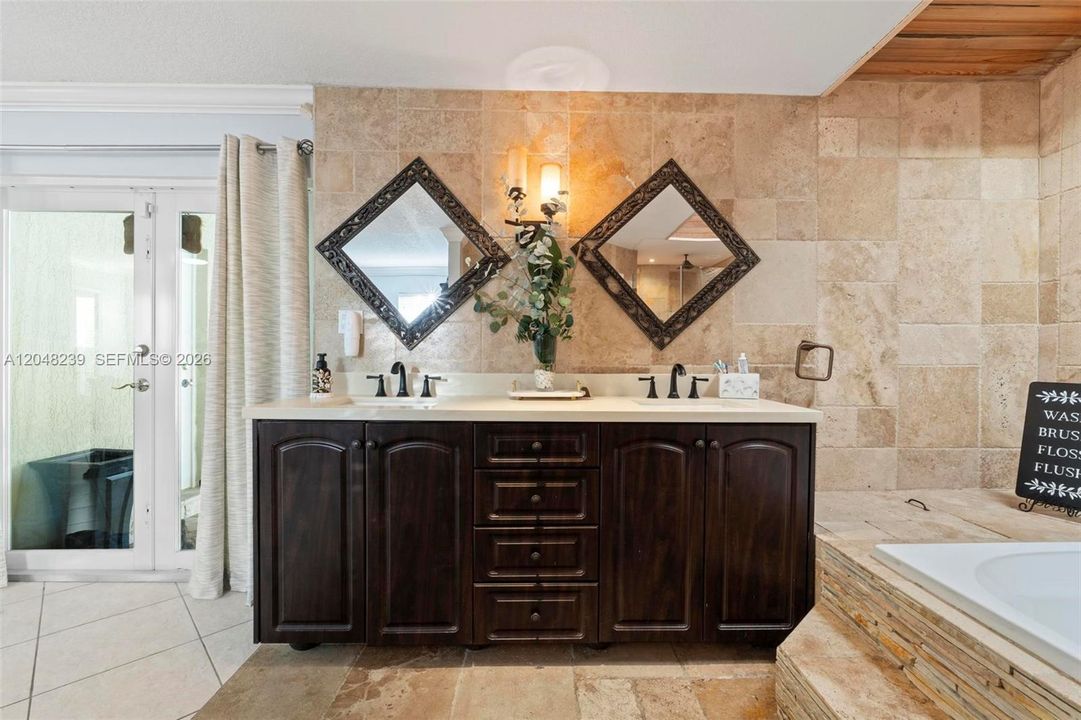 For Rent: $5,000 (4 beds, 4 baths, 2552 Square Feet)