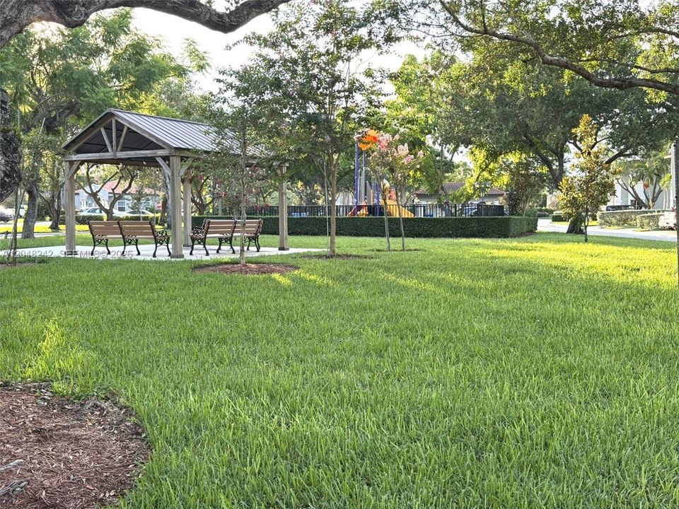 For Sale: $498,000 (3 beds, 2 baths, 1518 Square Feet)