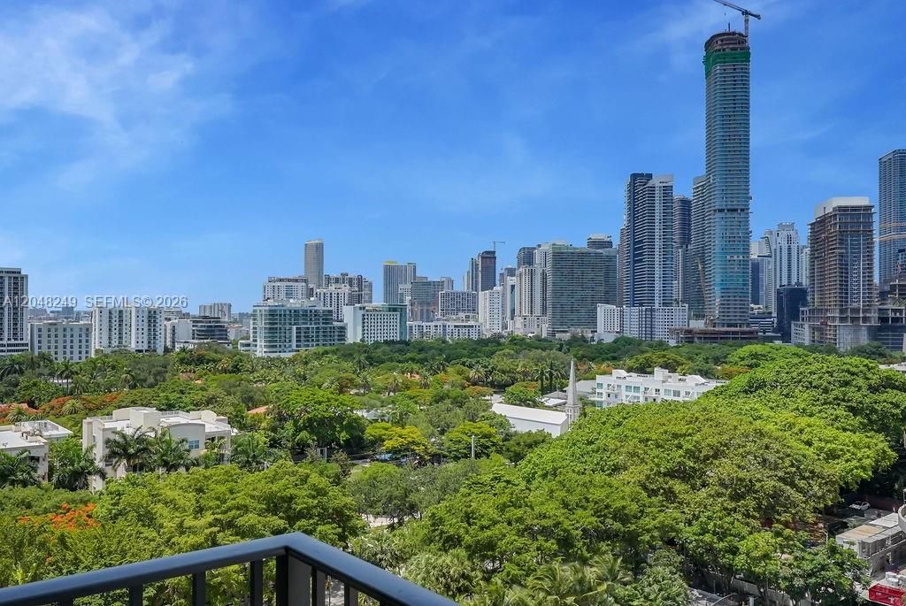待售: $645,000 (2 贝兹, 2 浴室, 1362 平方英尺)