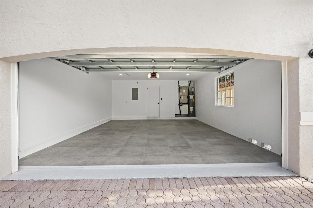 Garage1