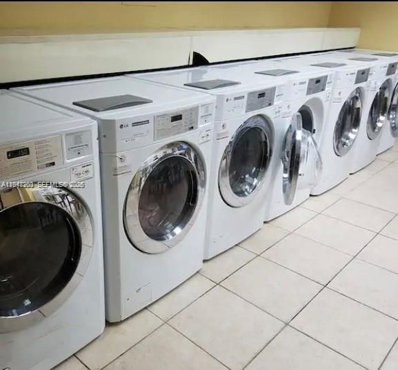 В аренду: $2,000 (0 спален, 1 ванн, 360 Квадратных фут)