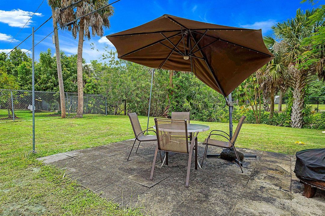 764 Camelia Drive -25