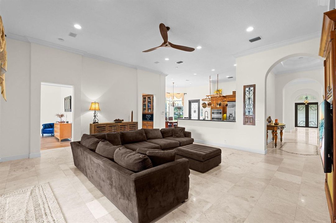 20-web-or-mls-A7400383
